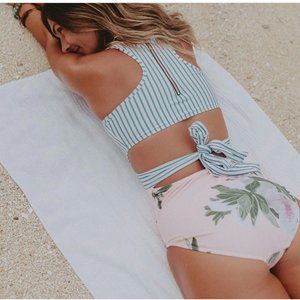 Albion Island Fever One-Piece Swimsuit - M